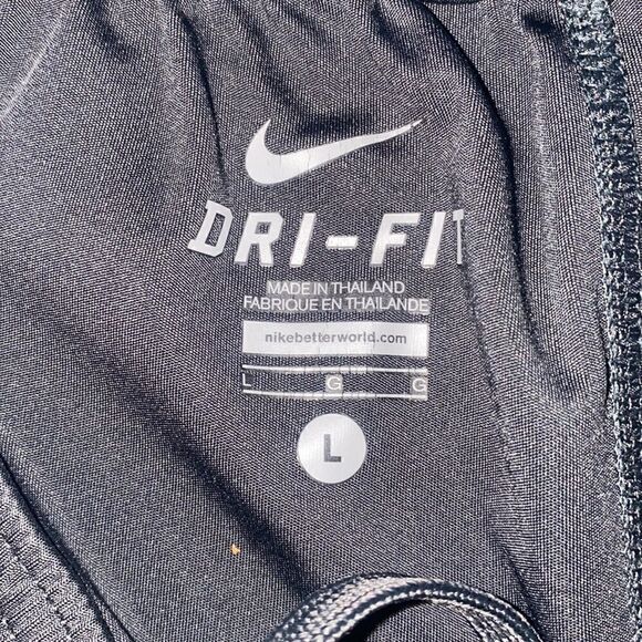 Mens Nike Dri Fit Athletic Shorts Size Large LIKE NEW - Picture 3 of 4